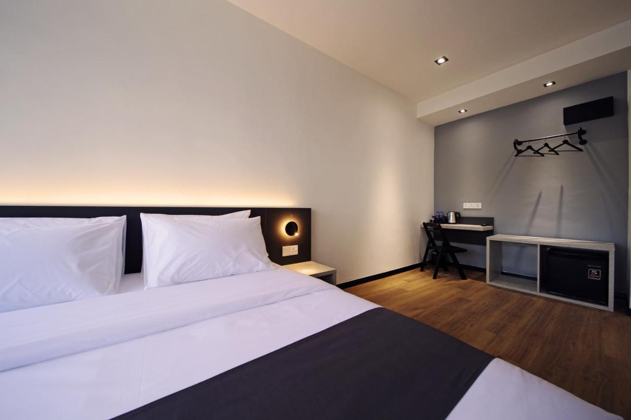 อารีน่า บูทิก โฮเทล กัวลา ตรังกานู Hotel กัวลาตรังกานู ภายนอก รูปภาพ