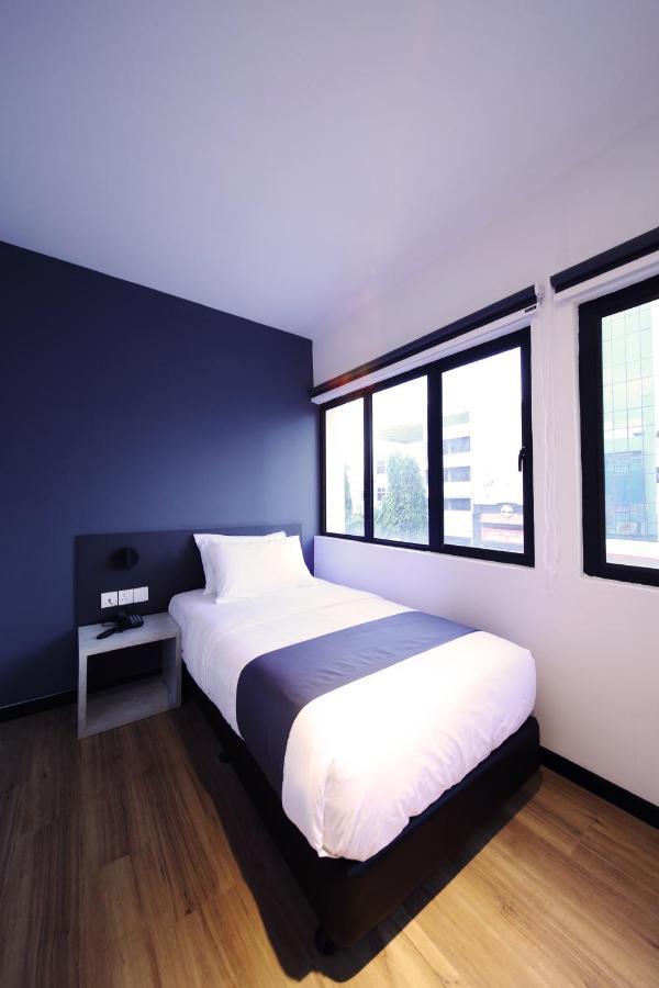 อารีน่า บูทิก โฮเทล กัวลา ตรังกานู Hotel กัวลาตรังกานู ภายนอก รูปภาพ